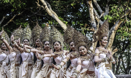 /uploads/Tours/cambodia/antike-kolonialzeit-moderne---bewegte-geschichte-kambodschas/dancers-4540894_1920.png