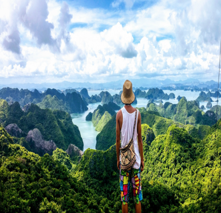 /uploads/Tours/vietnam/vn/560-540-halong-bay-1.png
