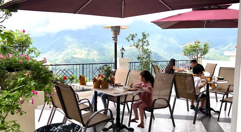 Cat Cat Galerie d'Art_55250