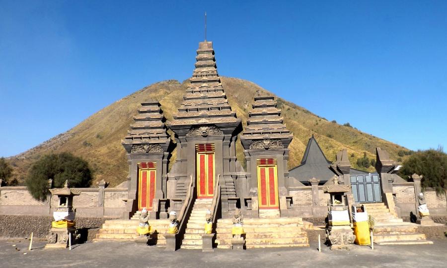 /uploads/Tours/oi03/oi03-indonesien-entdecken---eine-klassische-rundreise-uber-java-und-bali-1.jpg