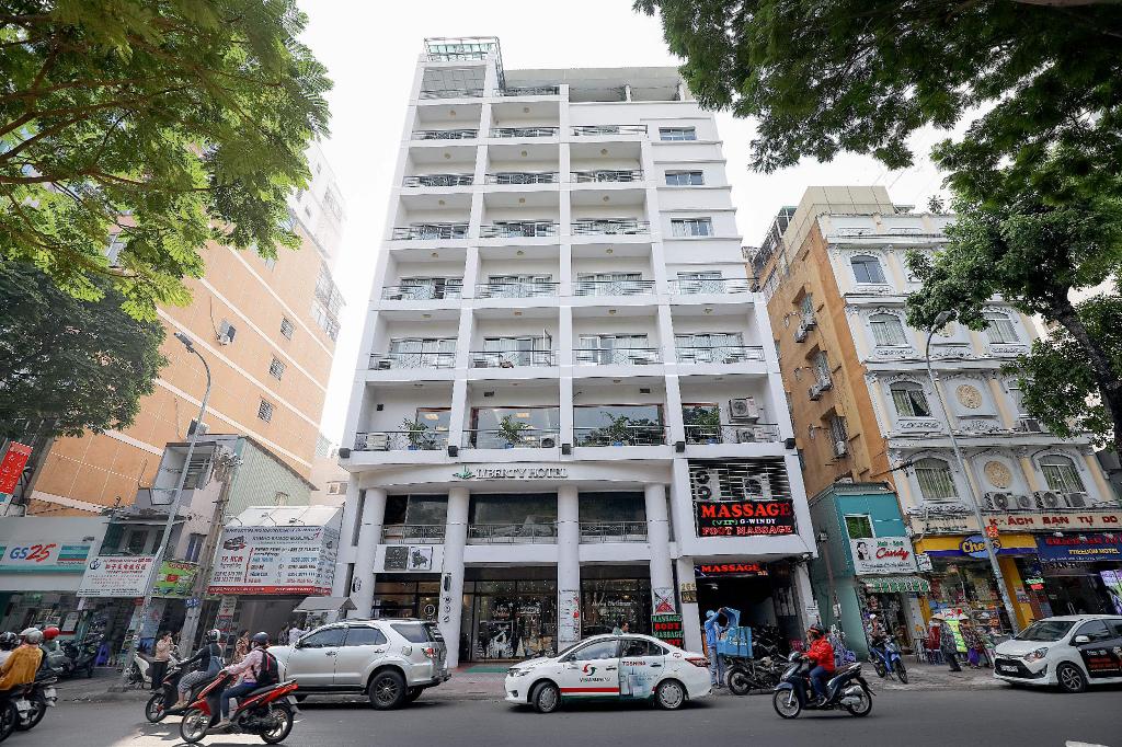 liberty-hotel-saigon-parkview liberty-hotel-saigon-parkview