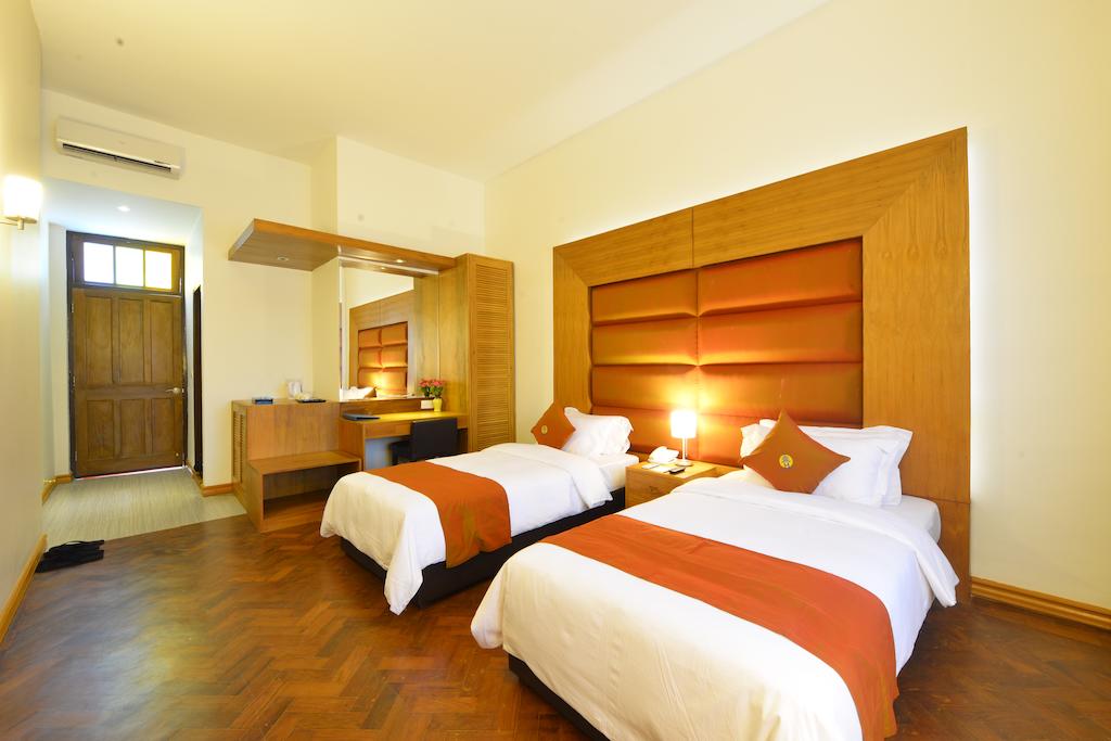 atlos-phnom-penh